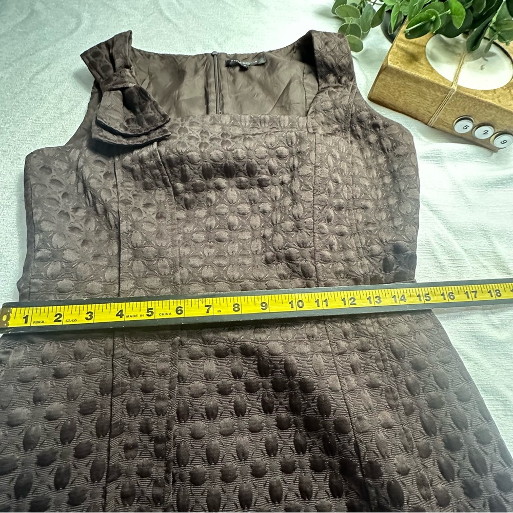 David Meister Chocolate Brown Dot Textured Midi Sheath Lined Dress w/Bow Size 6 - Picture 10 of 15